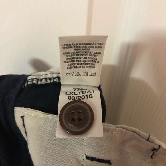 Aeropostale men’s navy blue flat front shorts 32 - Picture 4 of 5